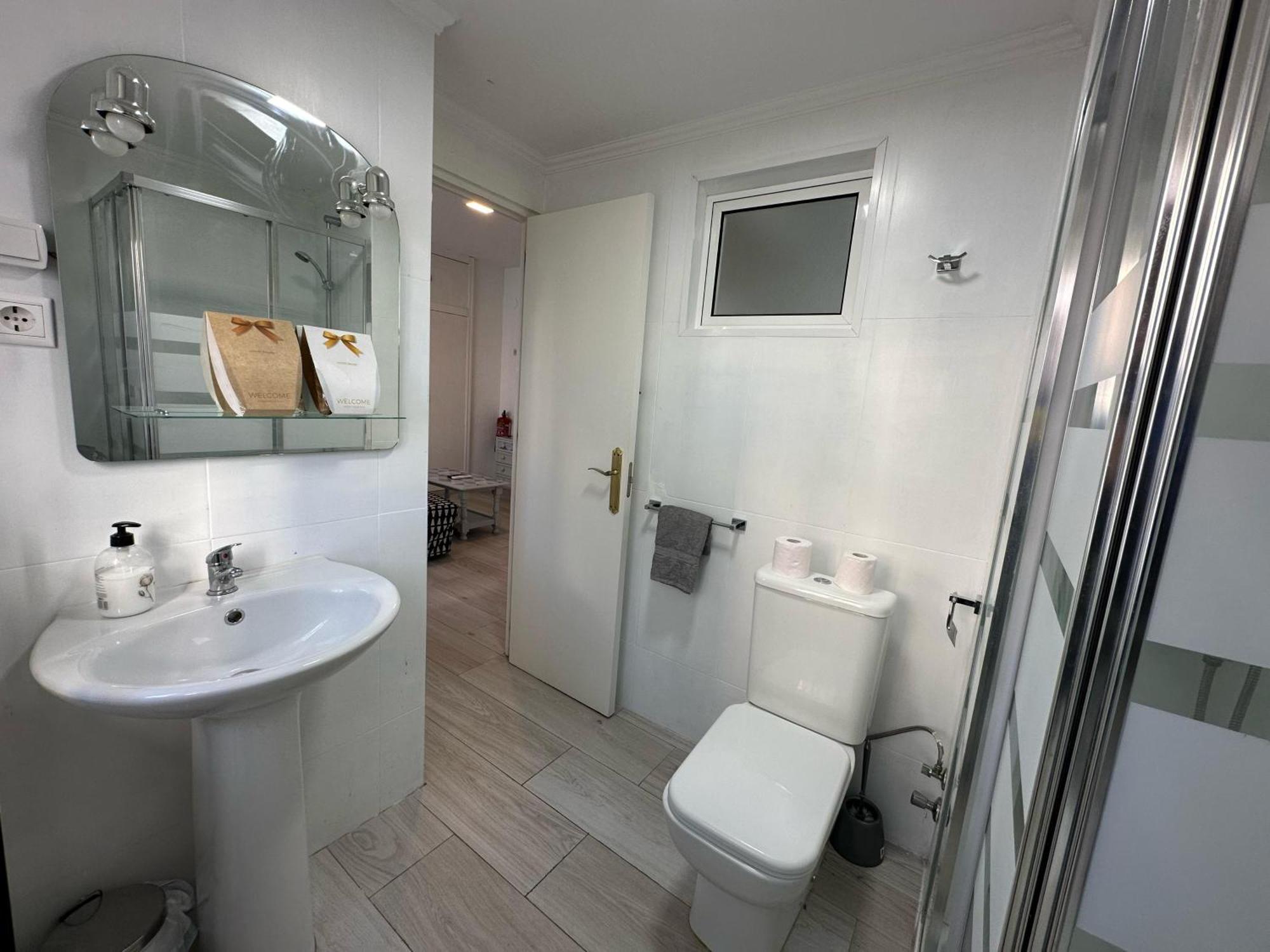 Apartamento Cg131 - Centro 50 Metros, Playa 650 Metros, Wifi, Fire Stick Amazon Torremolinos Exterior foto